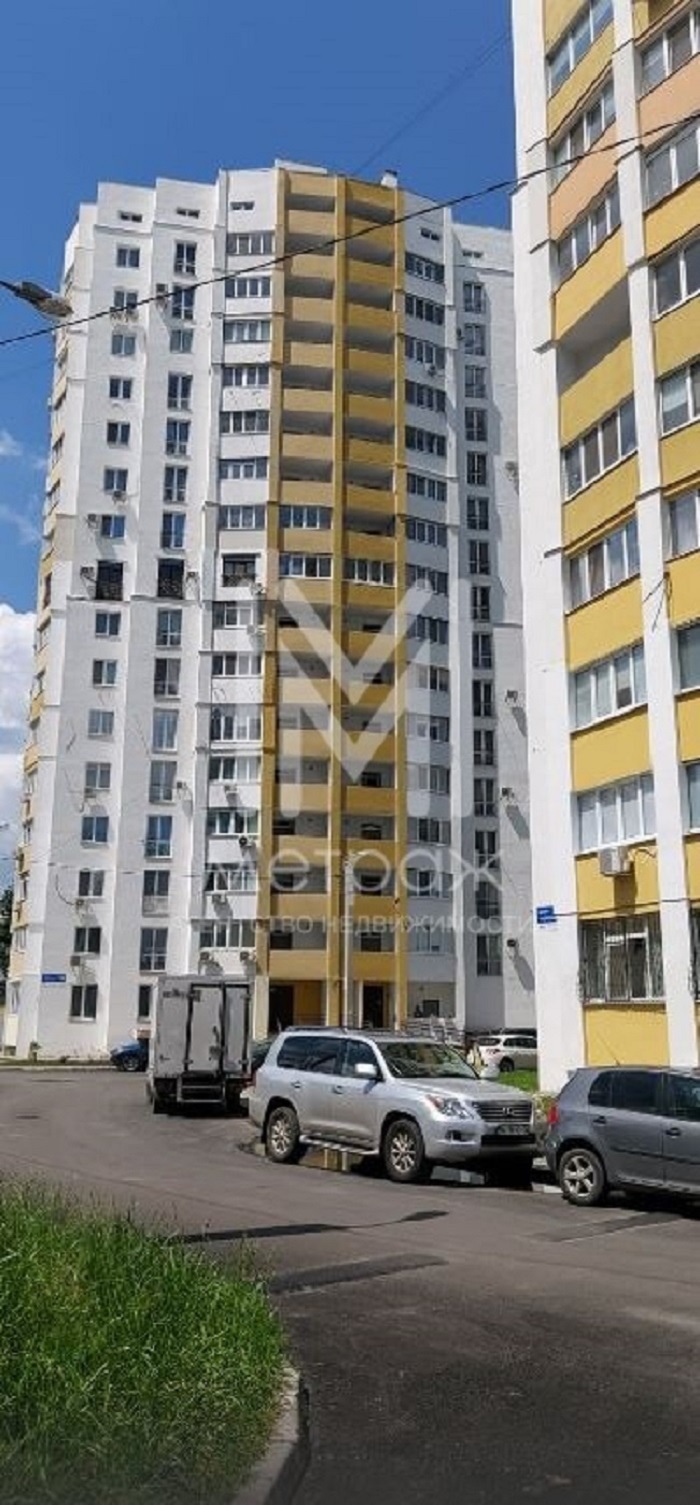Продажа 2-комнатной квартиры 80 м², Искринский пер., 19Б