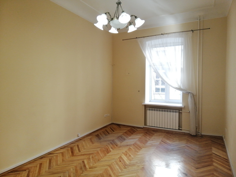 Продаж 3-кімнатної квартири 87 м², Інститутська вул.