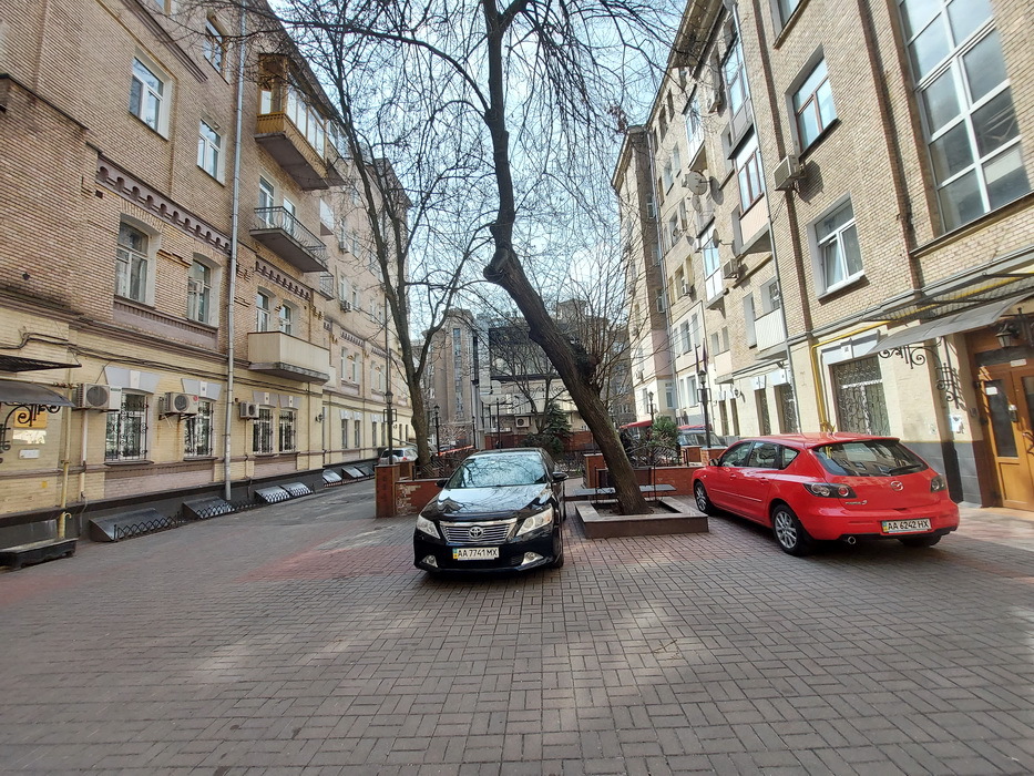 Продажа 3-комнатной квартиры 87 м², Институтская ул.