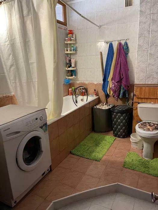 Продажа 3-комнатной квартиры 70 м², Большая Кольцевая ул., 132