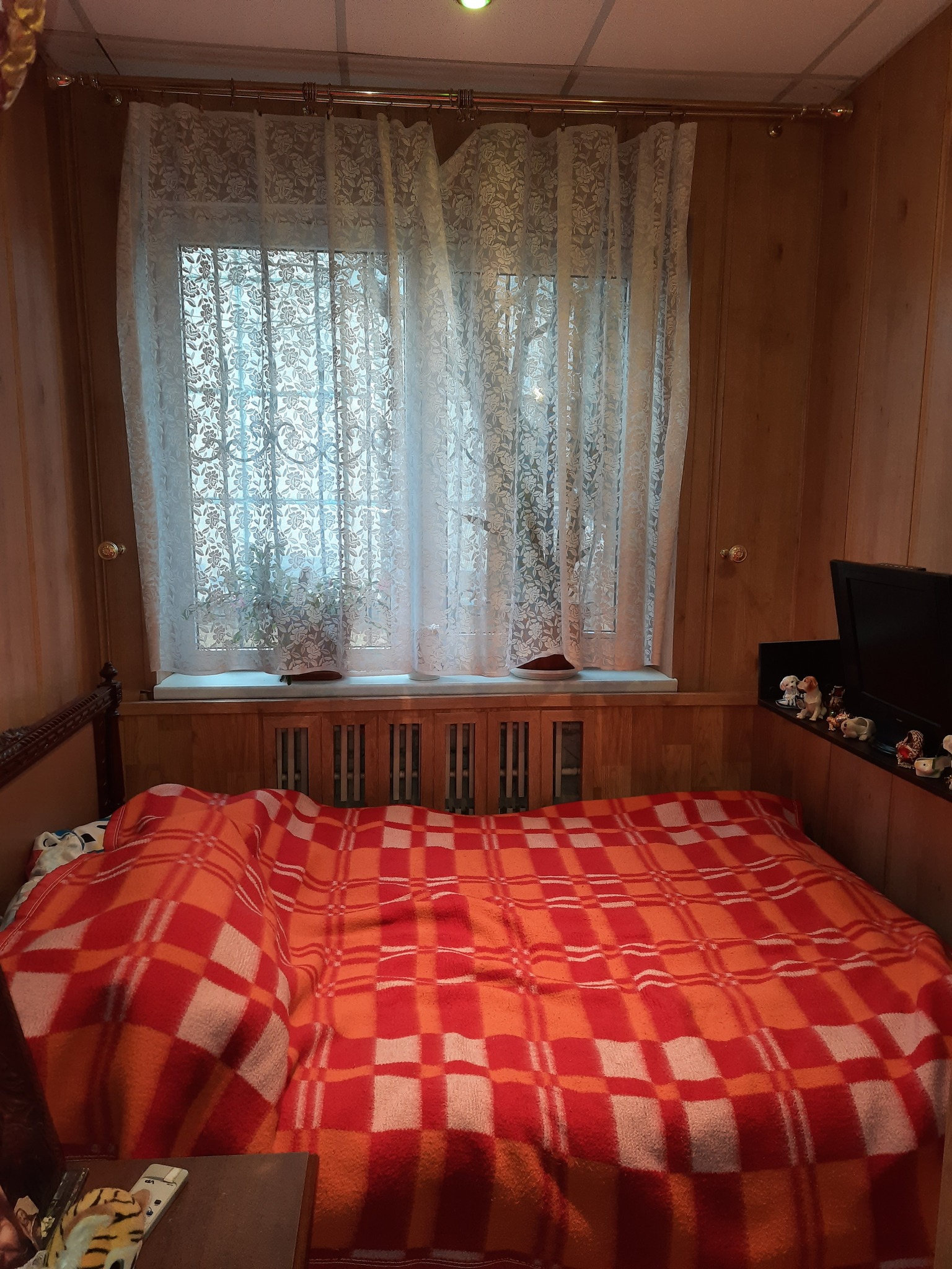 Продажа 4-комнатной квартиры 92 м², Юбилейный просп.