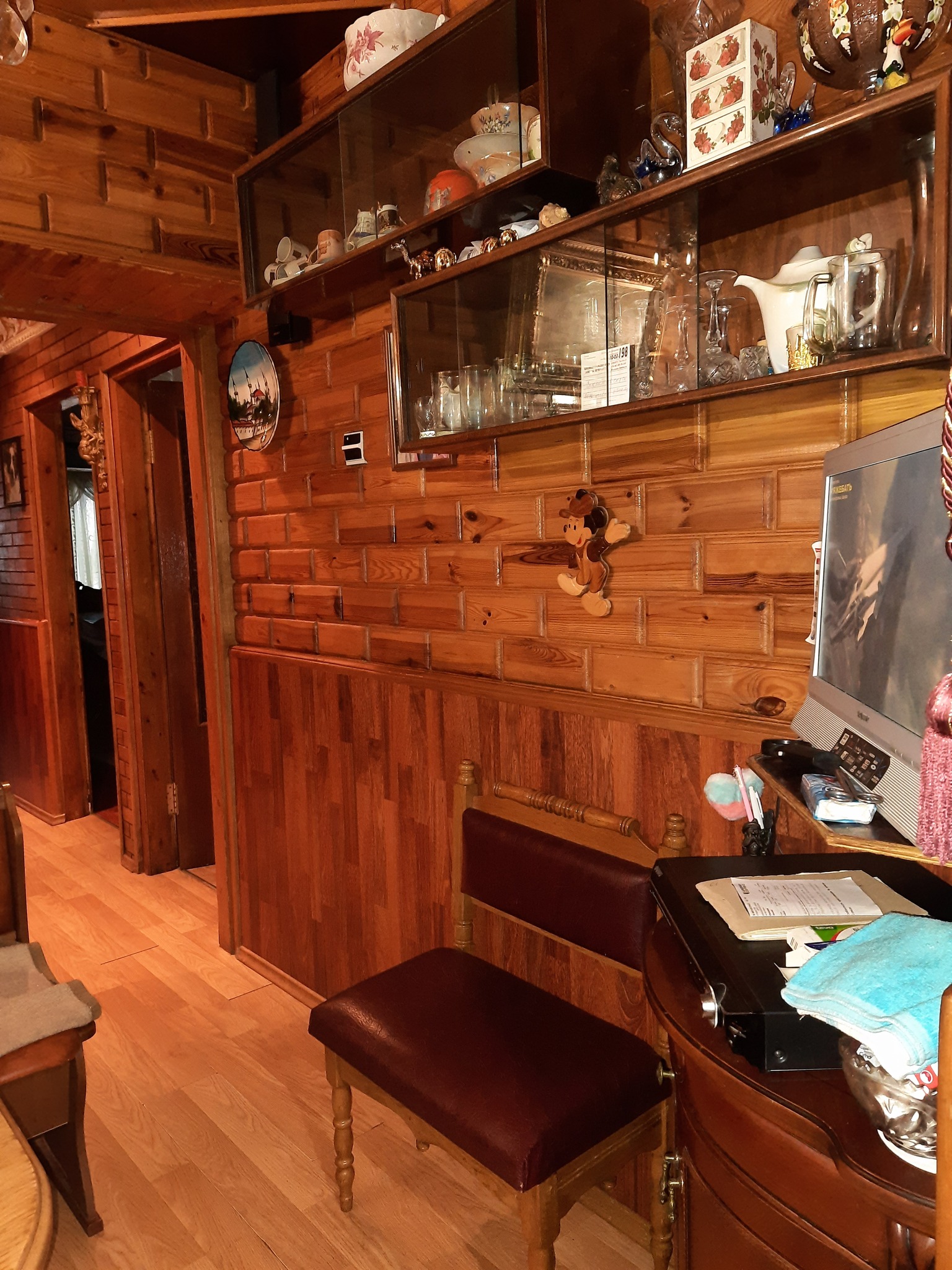 Продажа 4-комнатной квартиры 92 м², Юбилейный просп.