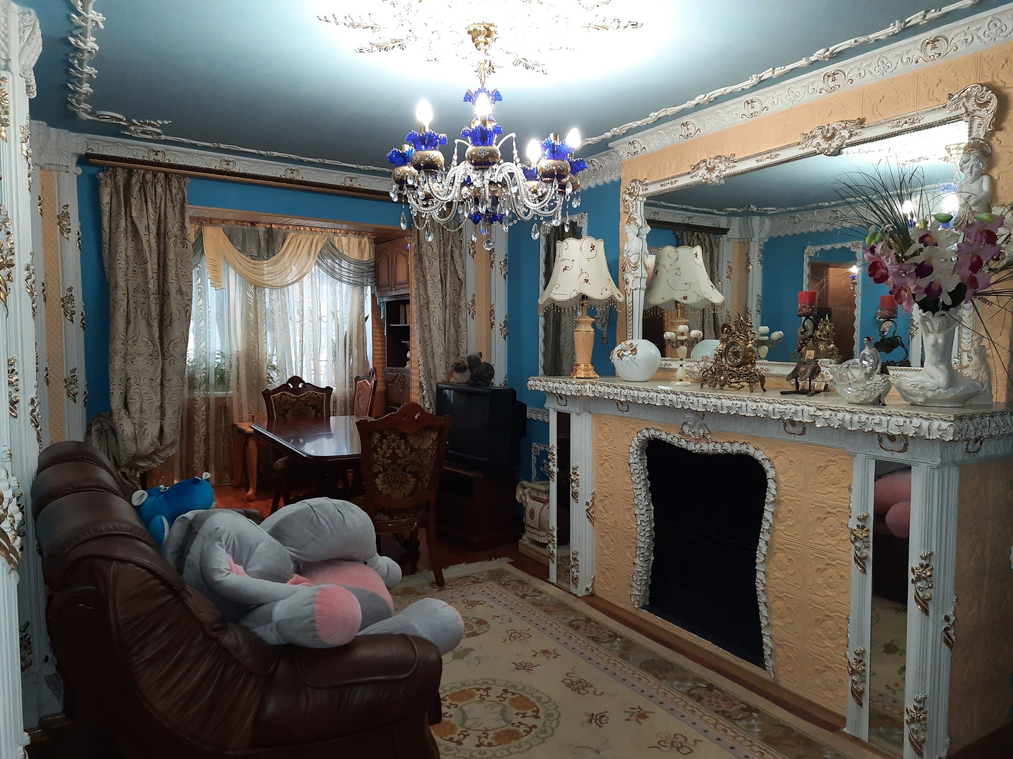 Продажа 4-комнатной квартиры 92 м², Юбилейный просп.