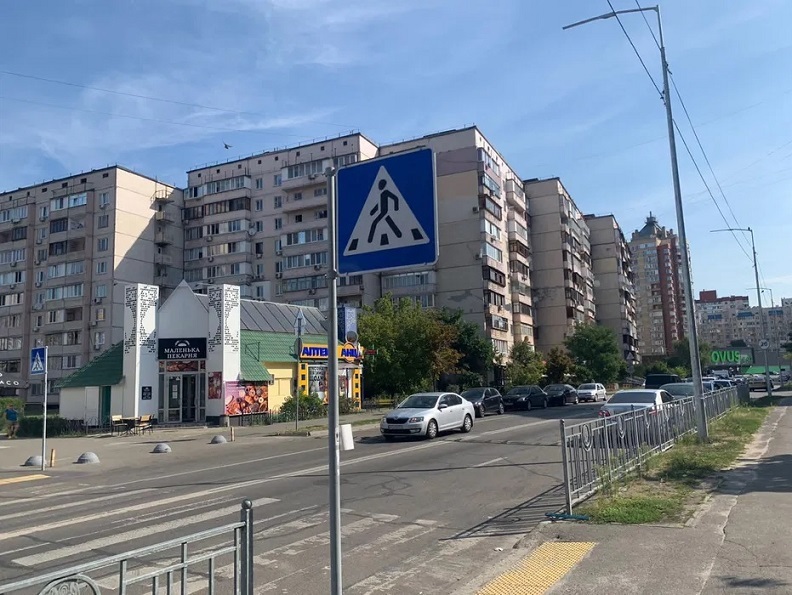 Продажа торгового помещения 106 м², Княжий Затон ул., 10А