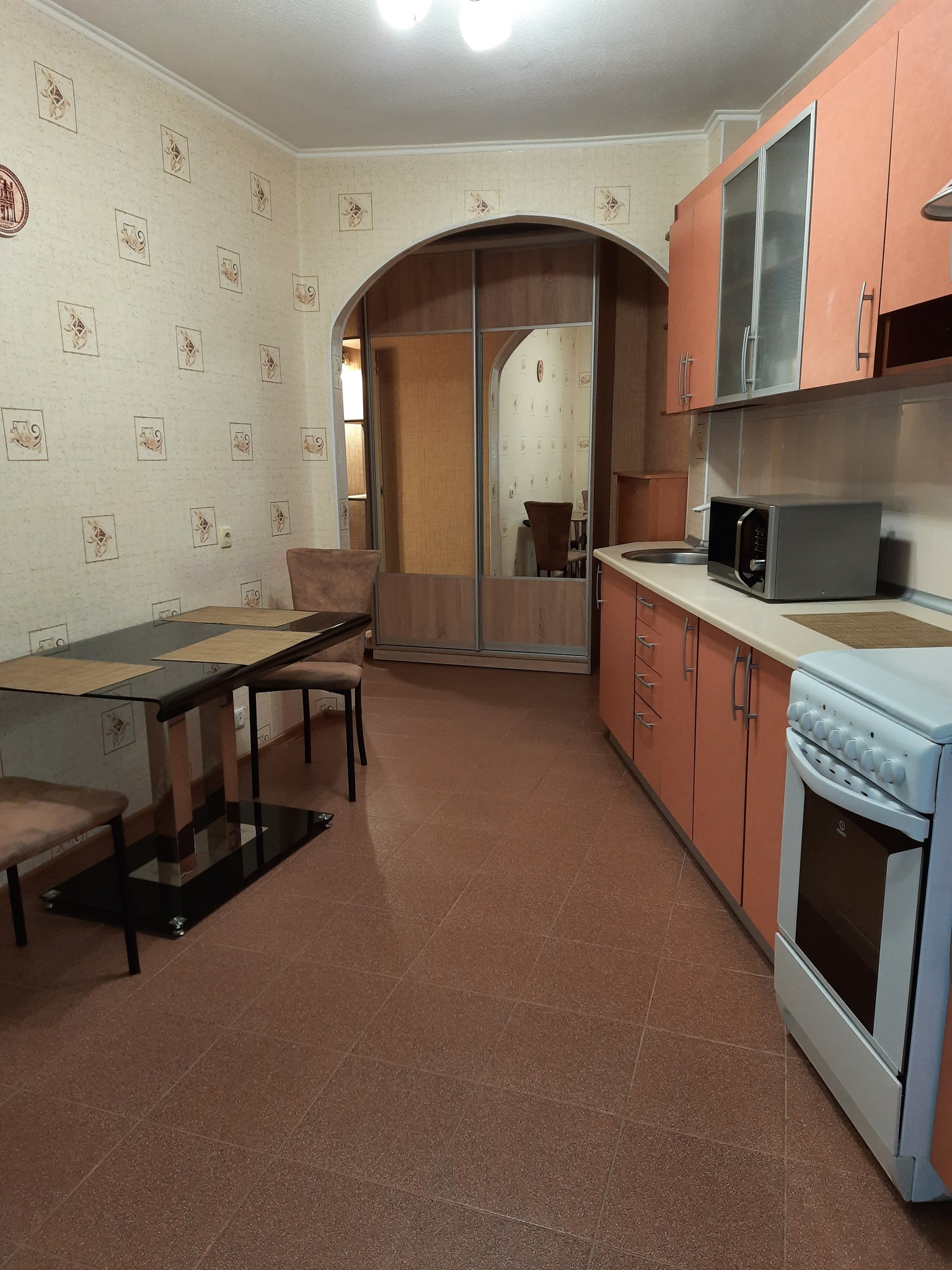 Аренда 2-комнатной квартиры 60 м², Молочная ул.