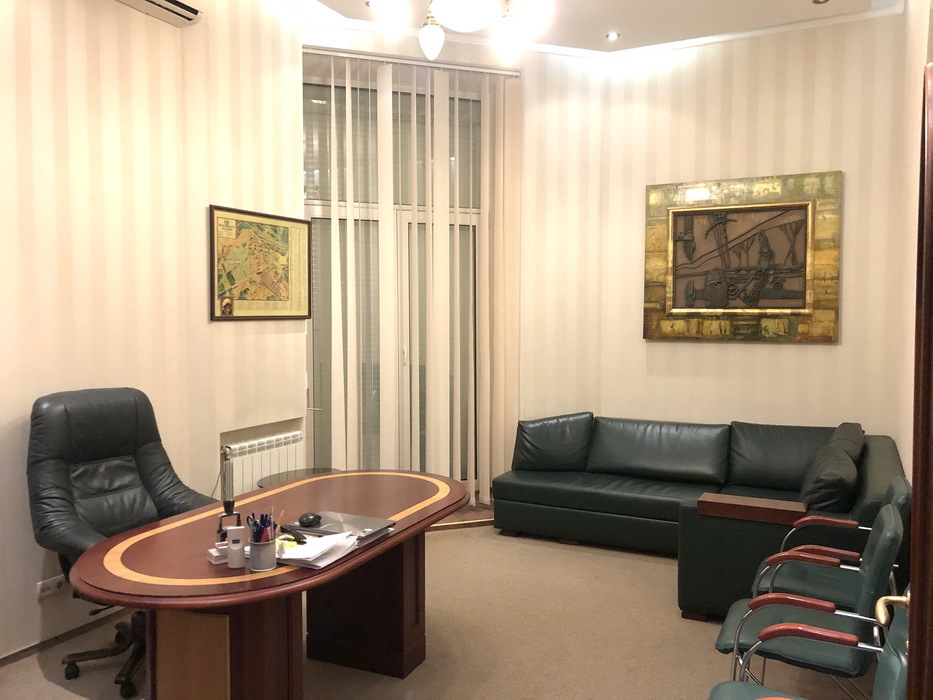 Оренда офісу 85 м², Костьольна вул., 7