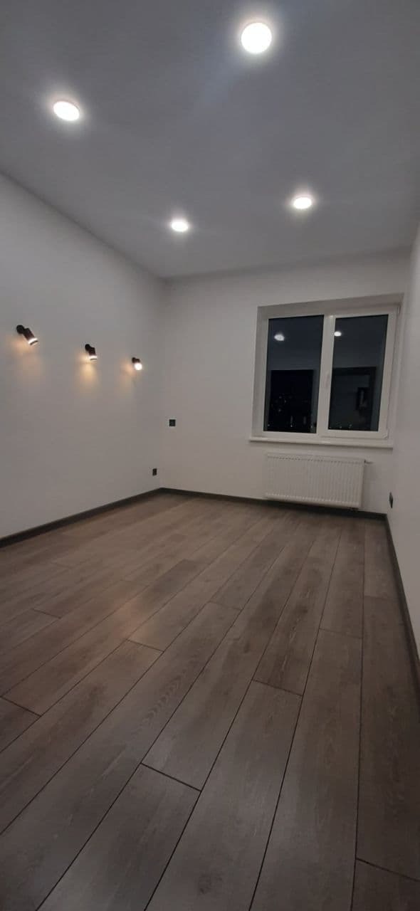 Продажа 3-комнатной квартиры 70 м², Слобожанский просп.
