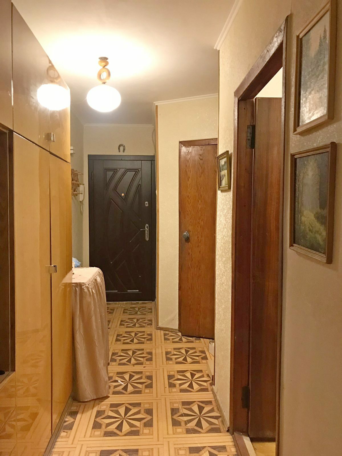 Продажа 3-комнатной квартиры 75 м², Инглези ул.
