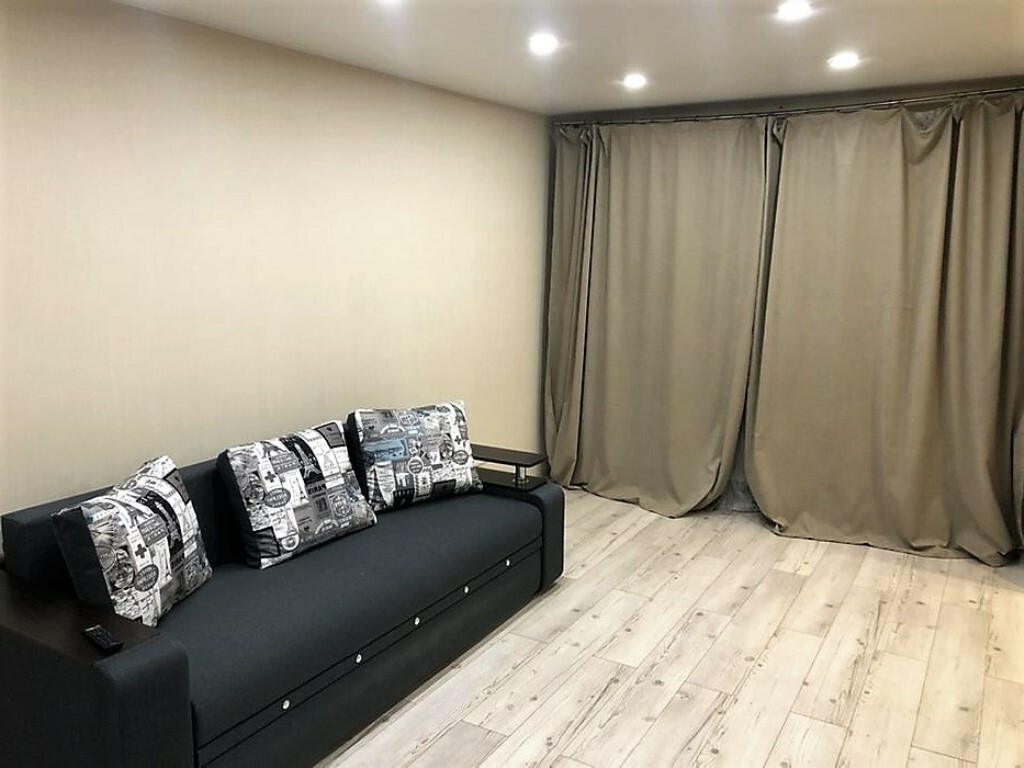 Аренда 1-комнатной квартиры 32 м², Александра Поля просп., 117