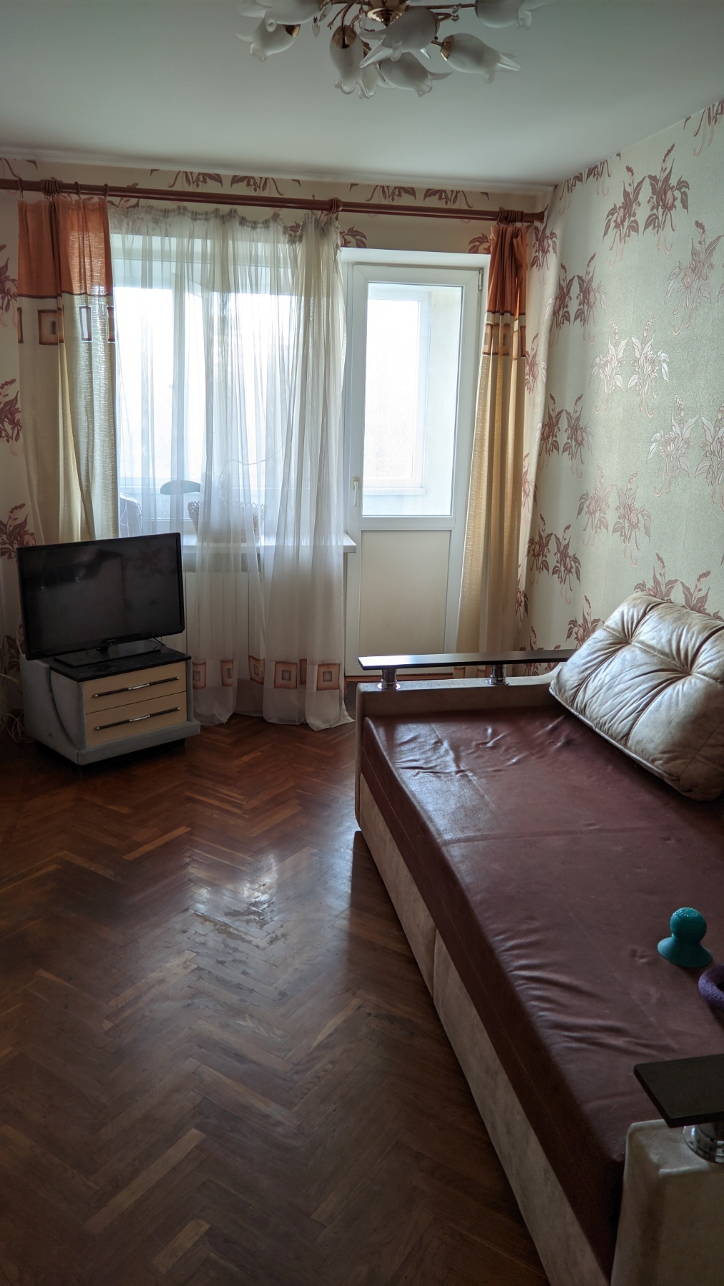 Продаж 3-кімнатної квартири 61 м², Академіка Корольова вул.