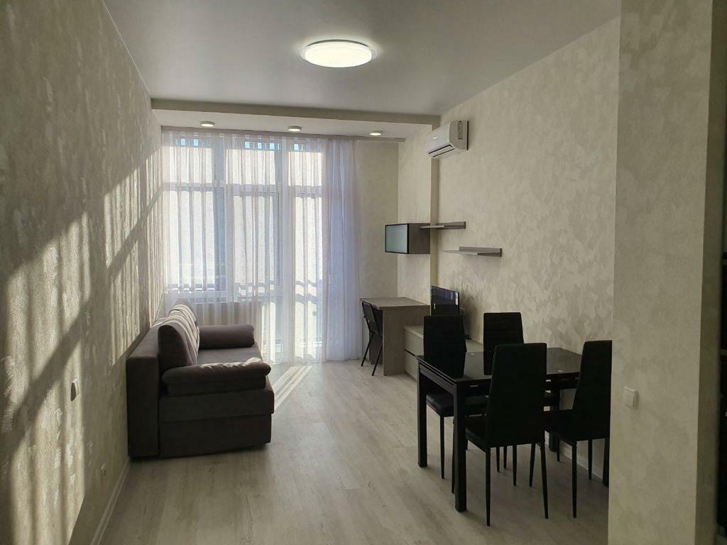 Продажа 2-комнатной квартиры 56 м², Владимира Моссаковского ул.