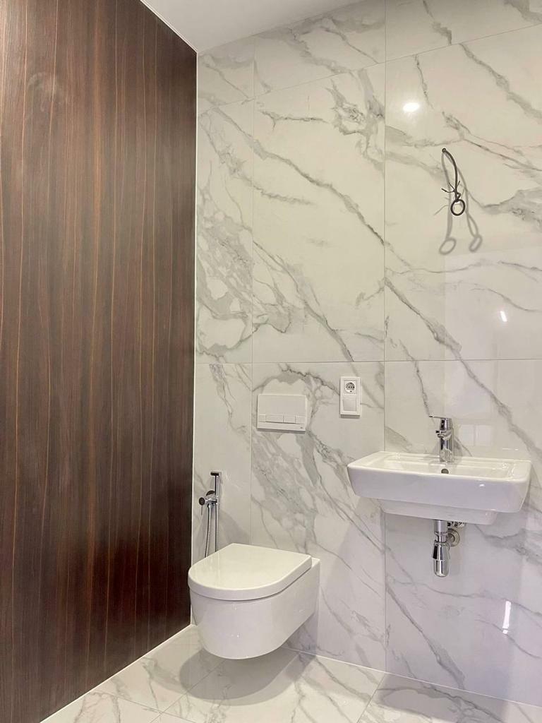 Продаж 4-кімнатної квартири 120 м², Ливарна вул.