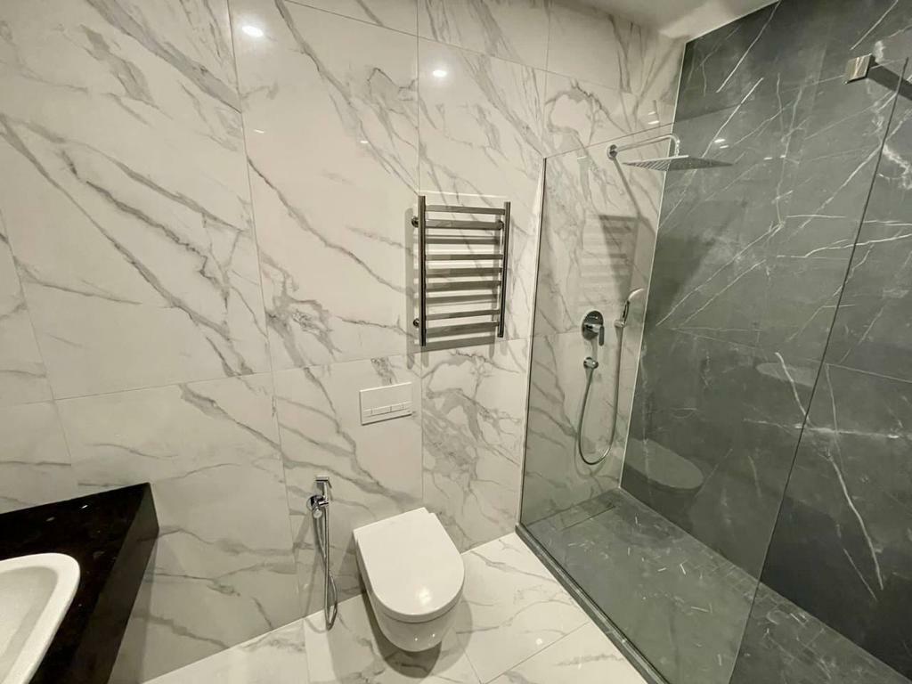 Продаж 4-кімнатної квартири 120 м², Ливарна вул.