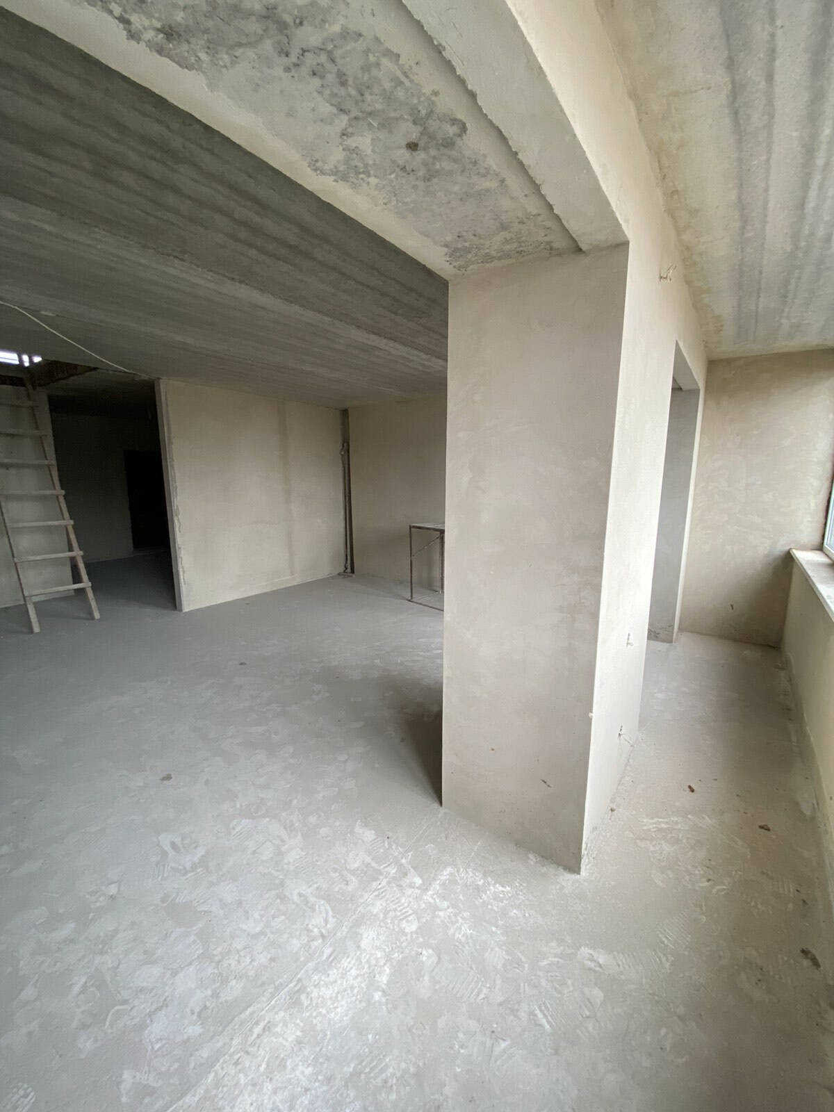 Продаж 4-кімнатної квартири 200 м², 1-го Травня вул., 1Г
