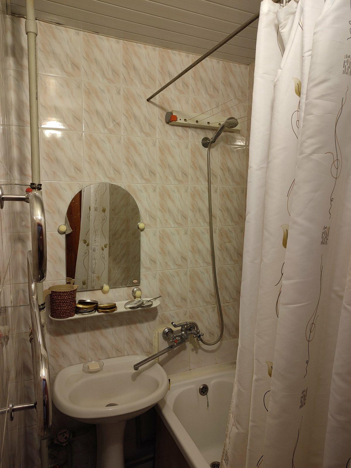 Аренда 3-комнатной квартиры 68 м², Людвига Свободы просп.