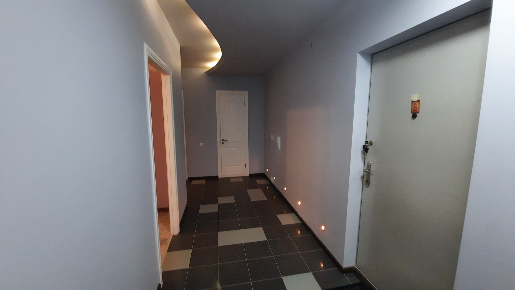 Продажа 2-комнатной квартиры 154 м², Зеленая ул., 28