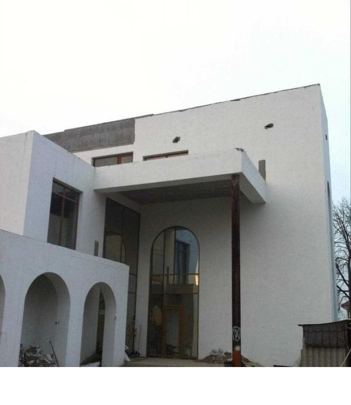 Продажа дома 420 м², Костанди ул.