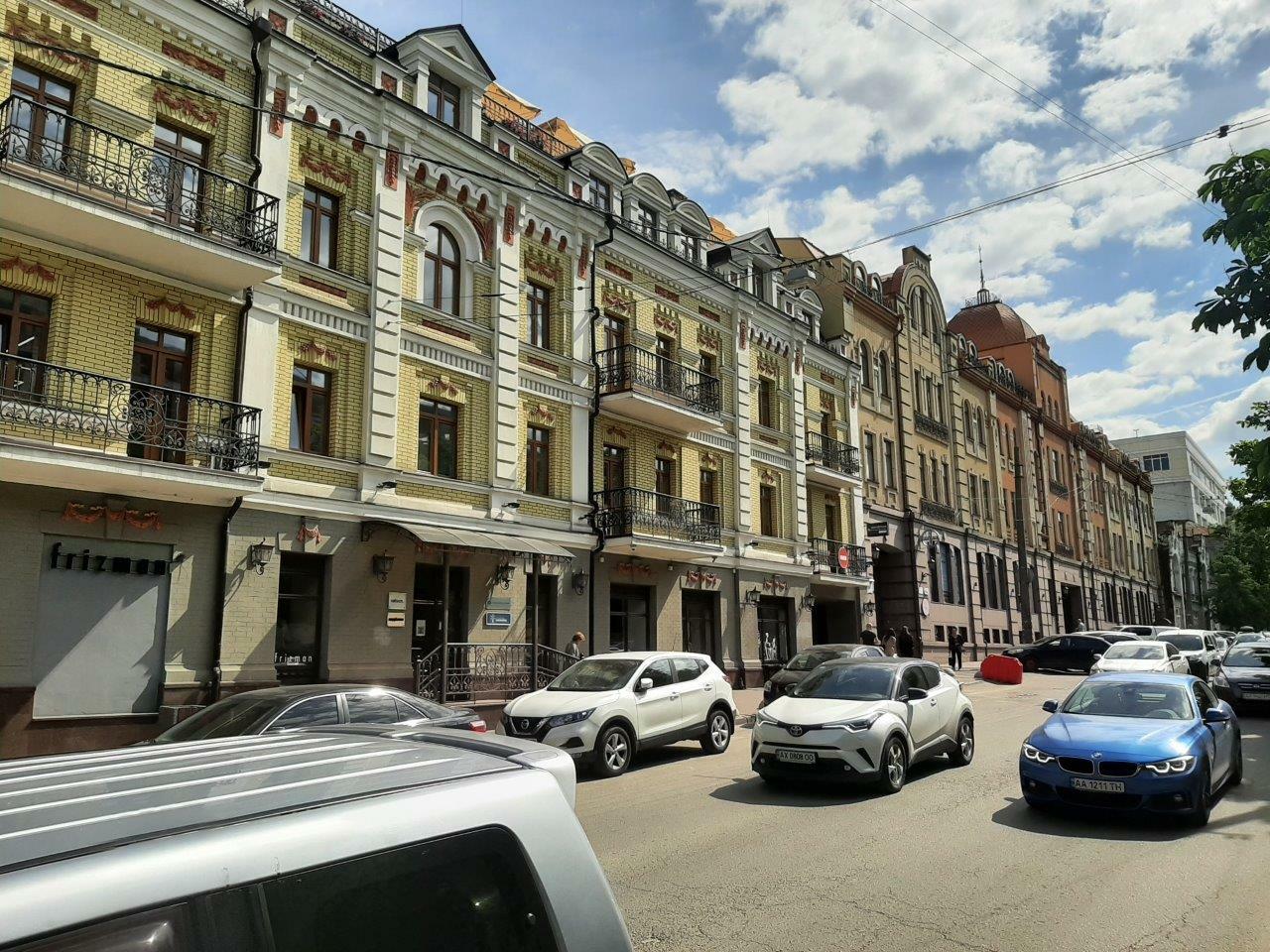 Оренда офісу 109 м², Верхній Вал вул.