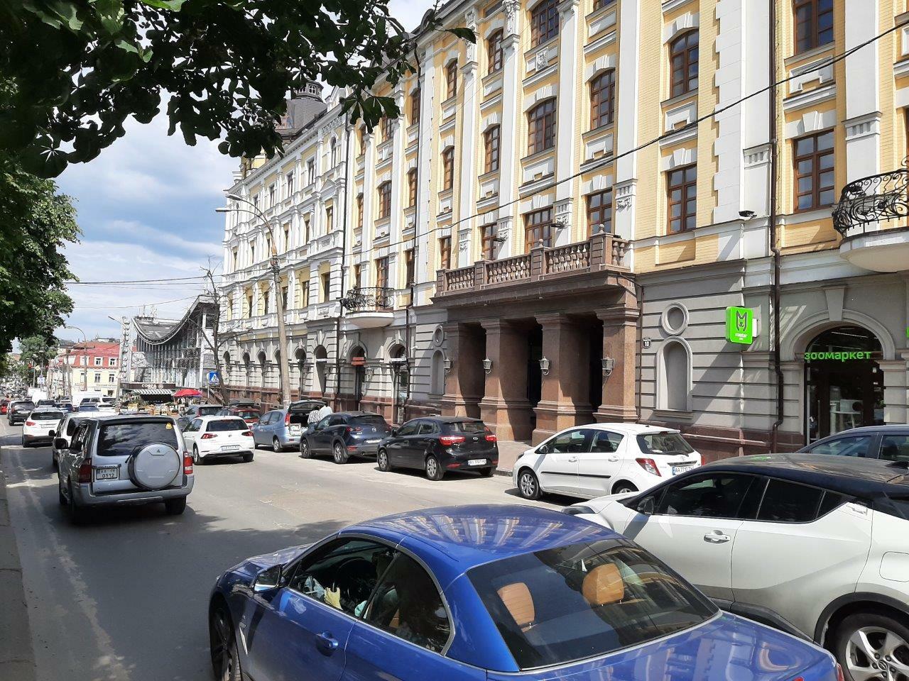 Оренда офісу 109 м², Верхній Вал вул.