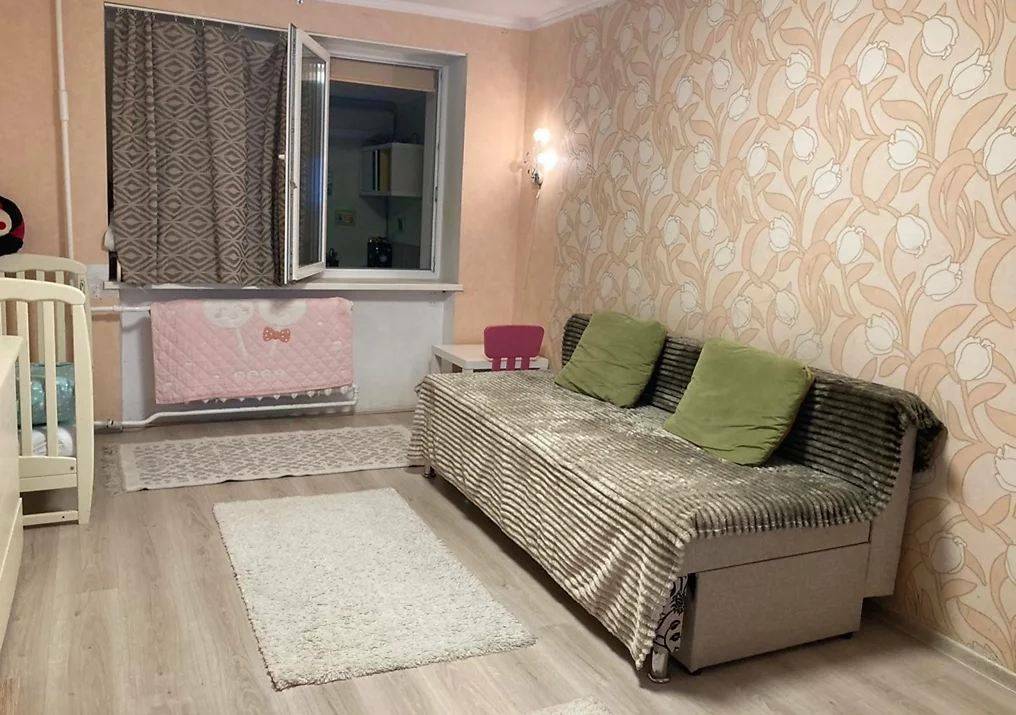 Продаж 2-кімнатної квартири 42 м², Красная вул.
