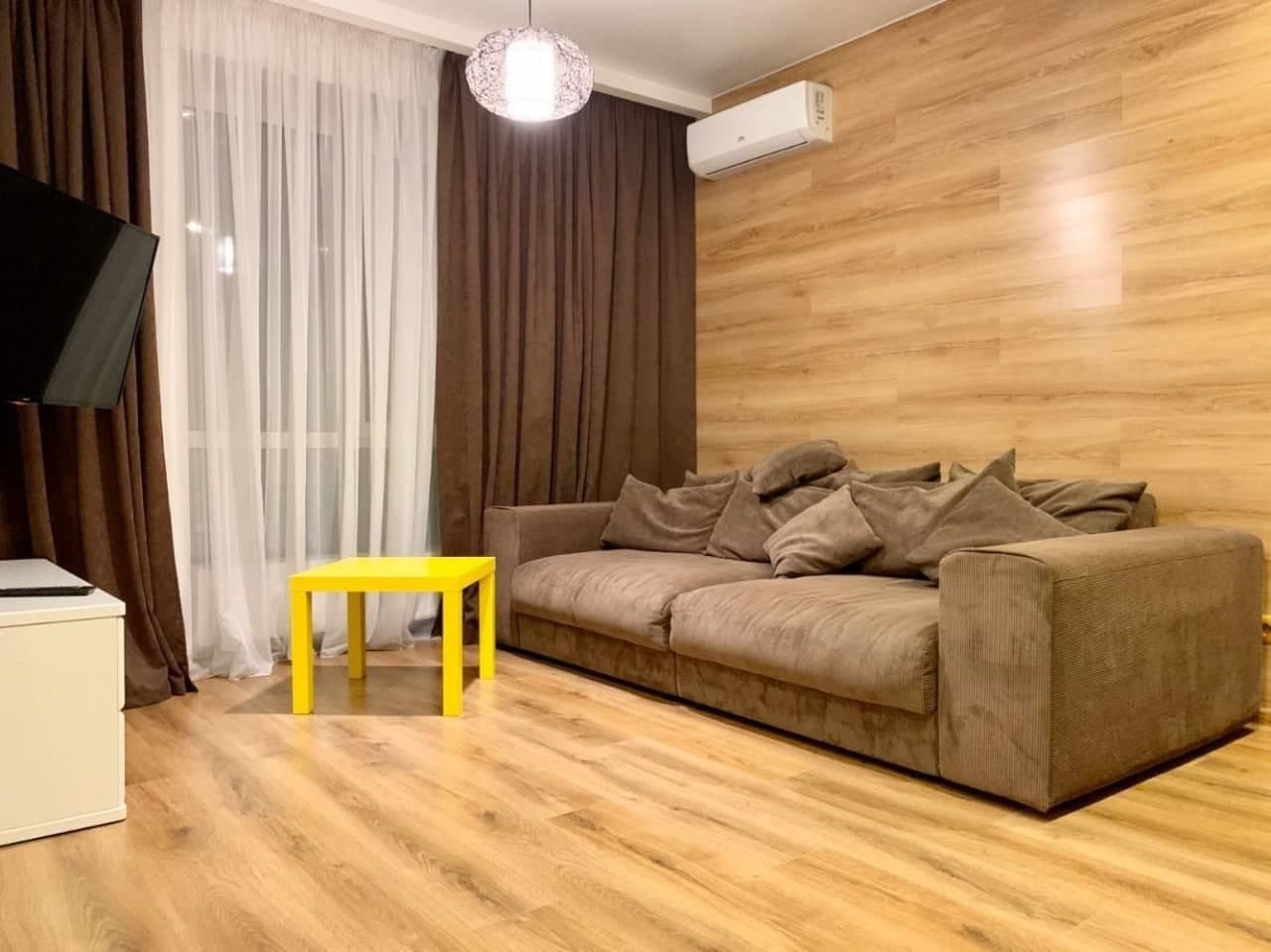 Продажа 2-комнатной квартиры 42 м², Василия Жуковского ул.