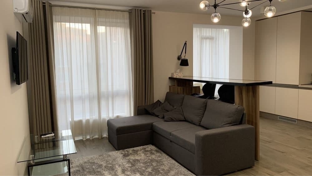 Продаж 1-кімнатної квартири 50 м², Василя Жуковського вул.