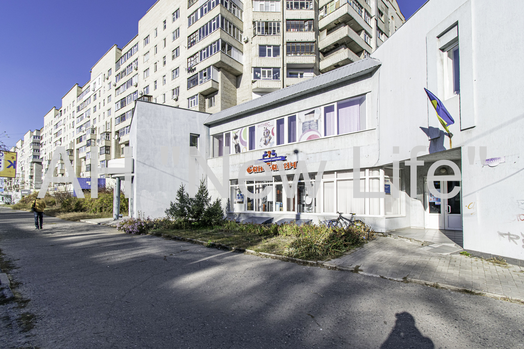 Продажа торгового помещения 1151 м², Металлургов ул.