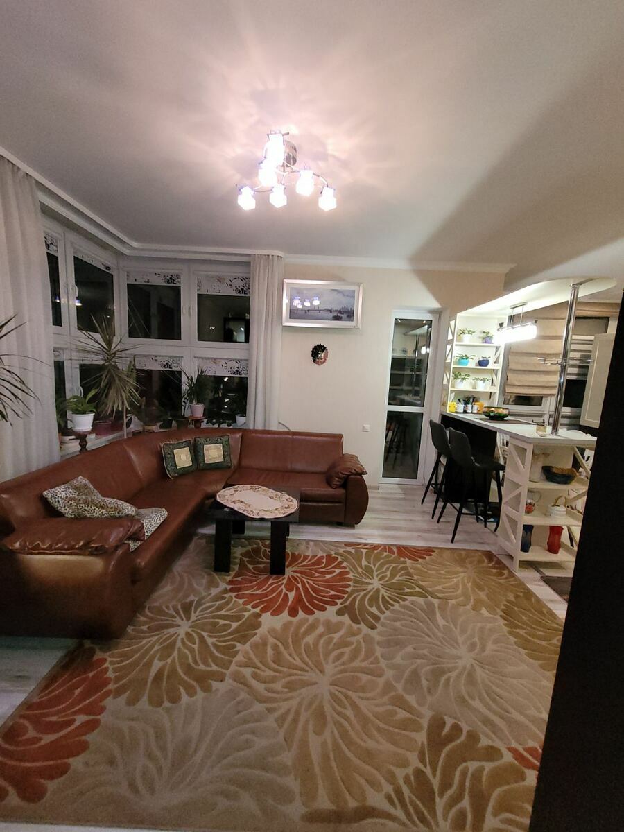 Продажа 2-комнатной квартиры 94 м², Белорусская ул., 3