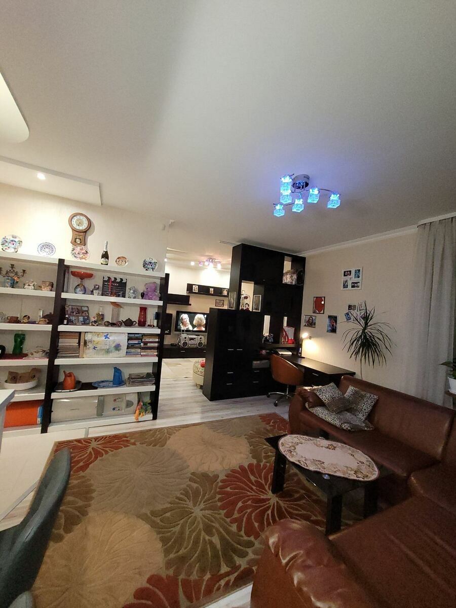 Продажа 2-комнатной квартиры 94 м², Белорусская ул., 3