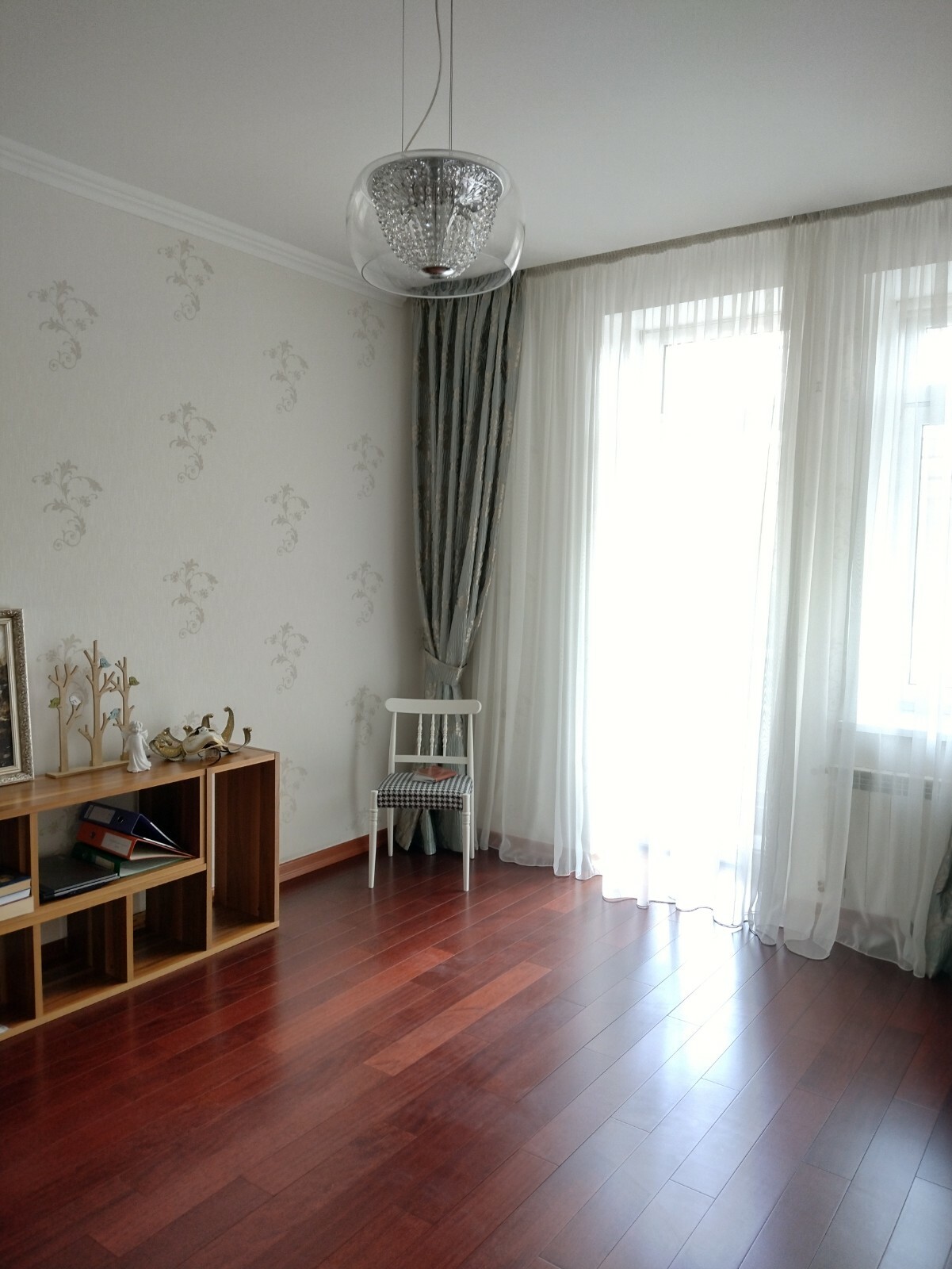 Продаж 4-кімнатної квартири 199 м², Дмитрівська вул., 76