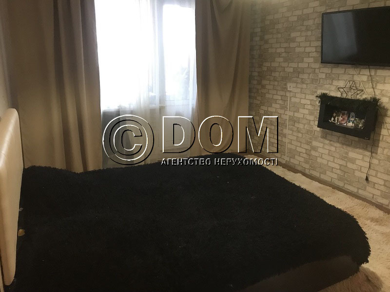 Продажа 3-комнатной квартиры 98 м², Сергея Данченко ул.