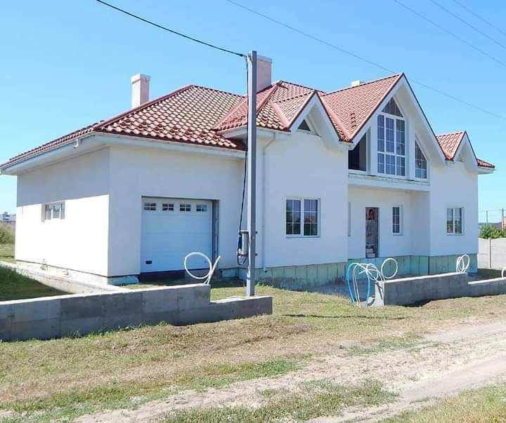 Продаж будинку 289 м²