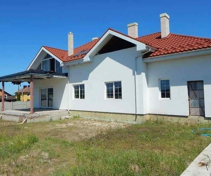 Продаж будинку 289 м²