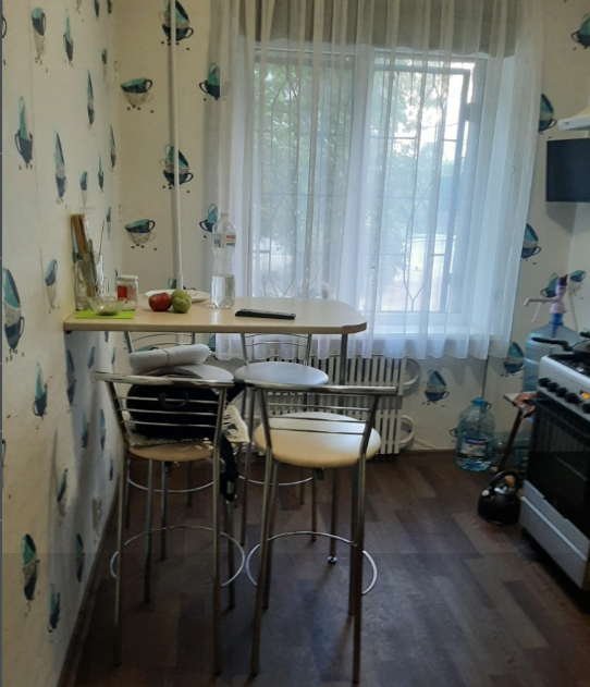 Продаж 5-кімнатної квартири 96 м², Усенко вул., 15