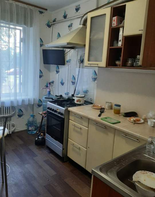 Продаж 5-кімнатної квартири 96 м², Усенко вул., 15