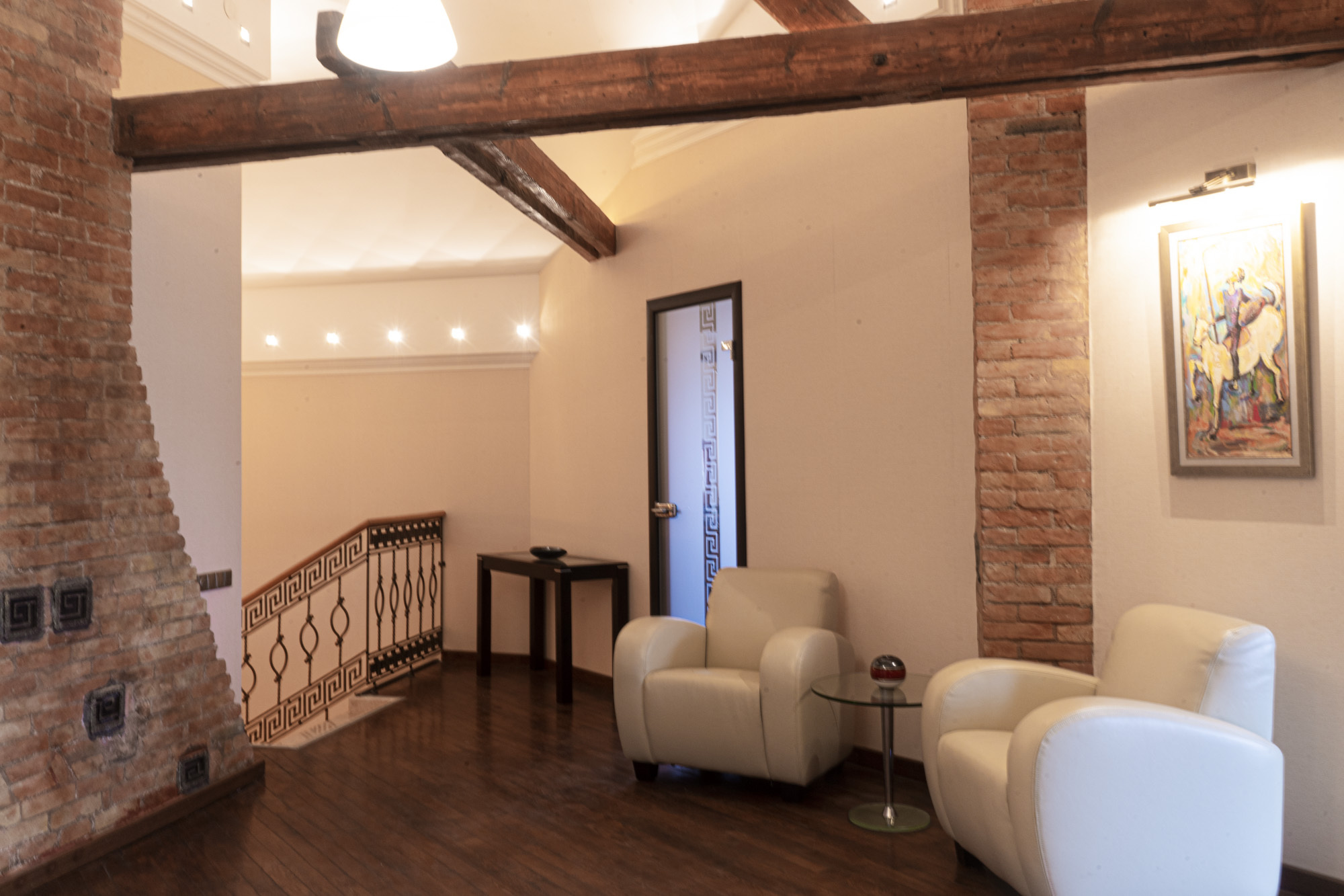 Аренда 4-комнатной квартиры 320 м², Дерибасовская ул., 17