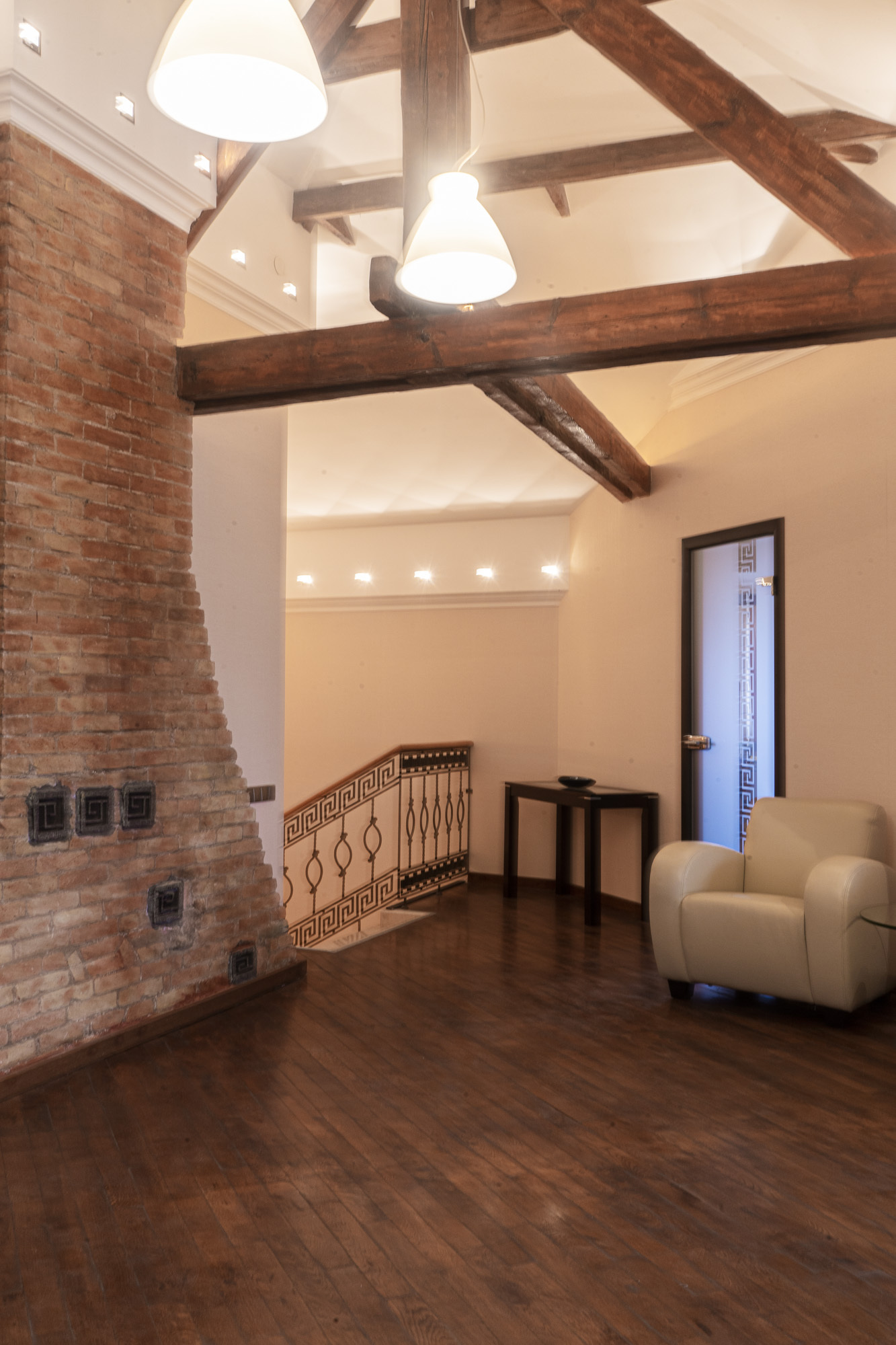 Аренда 4-комнатной квартиры 320 м², Дерибасовская ул., 17