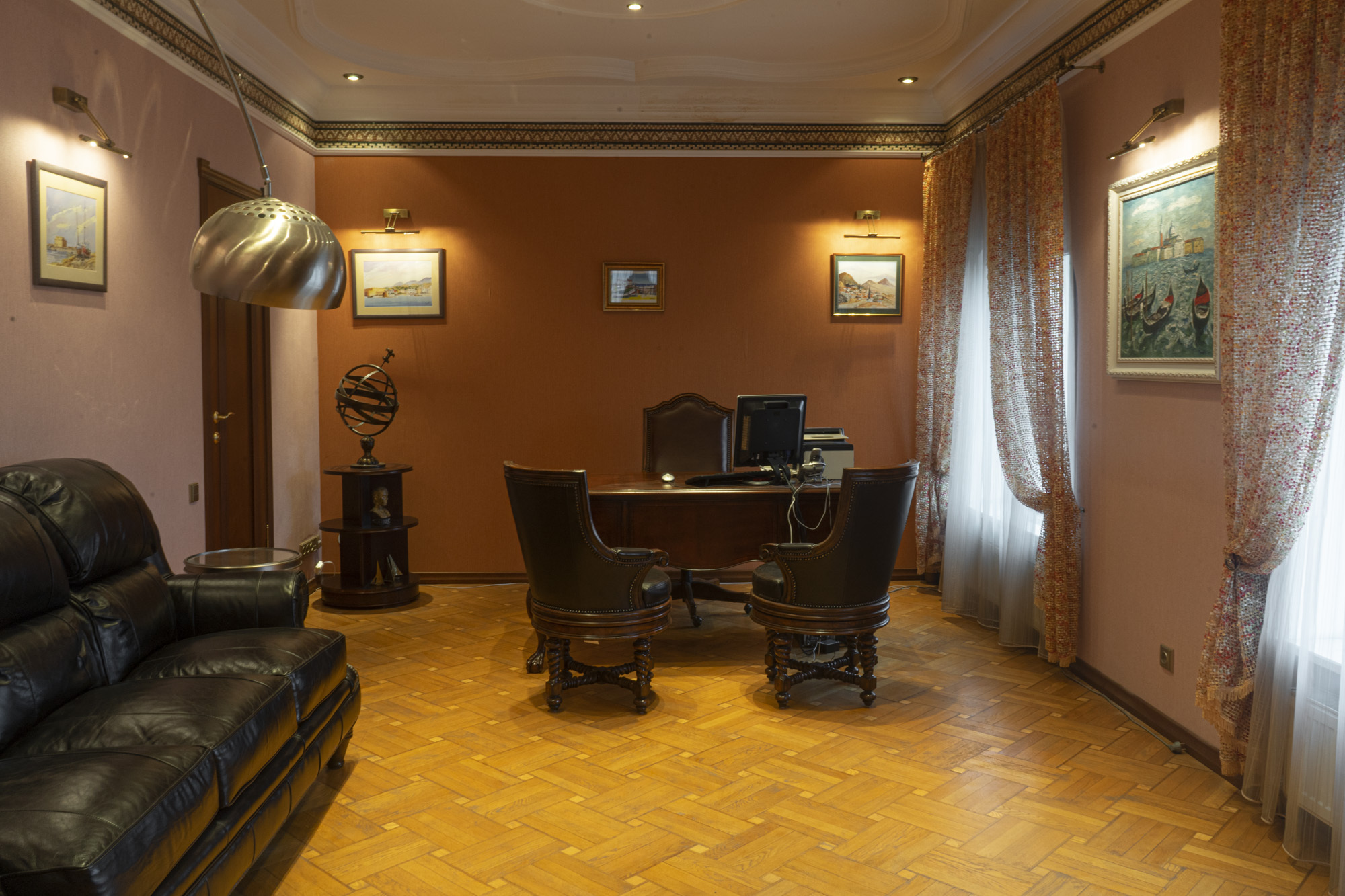 Аренда 4-комнатной квартиры 320 м², Дерибасовская ул., 17