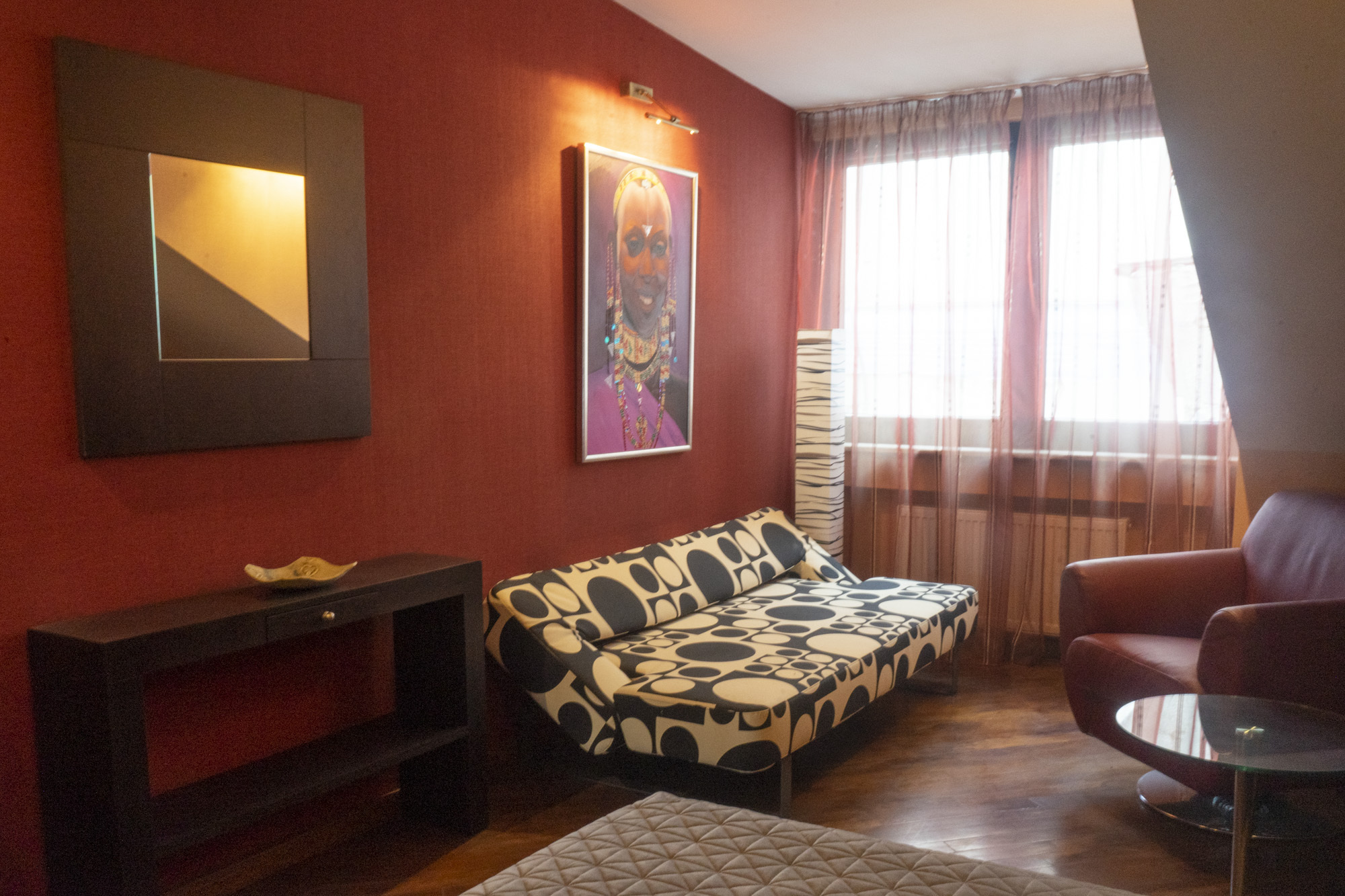 Аренда 4-комнатной квартиры 320 м², Дерибасовская ул., 17
