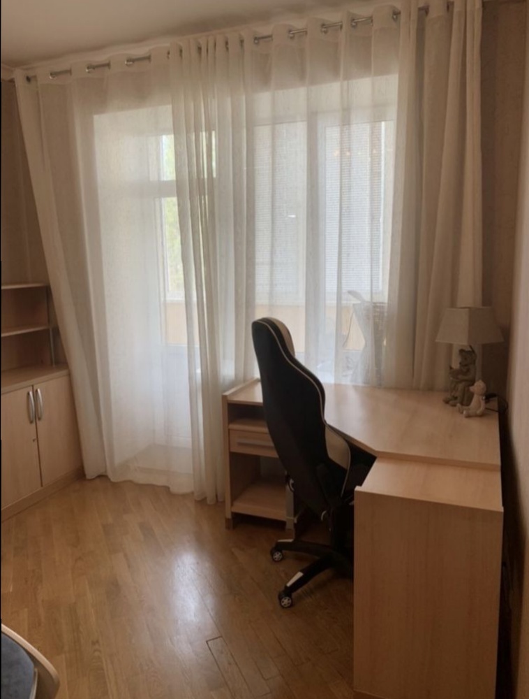 Продаж 3-кімнатної квартири 73 м², Маршала Малиновського вул., 44