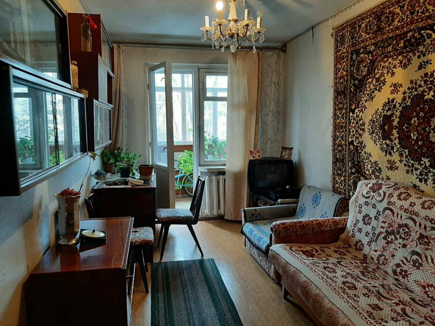 Продаж 3-кімнатної квартири 61.9 м², Генерала Бочарова вул.