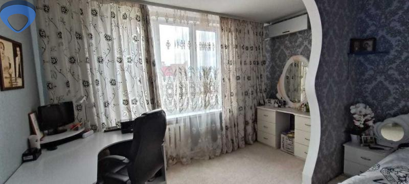 Продаж 2-кімнатної квартири 81 м², Тополевая вул.