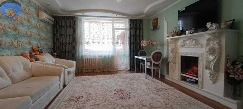 Продажа 2-комнатной квартиры 81 м², Тополевая ул.