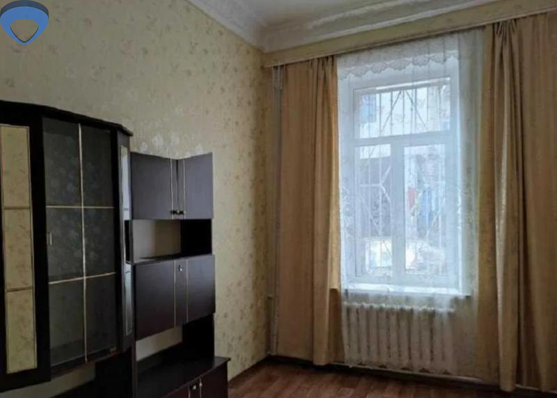 Продажа 3-комнатной квартиры 57 м², Екатерининская ул.