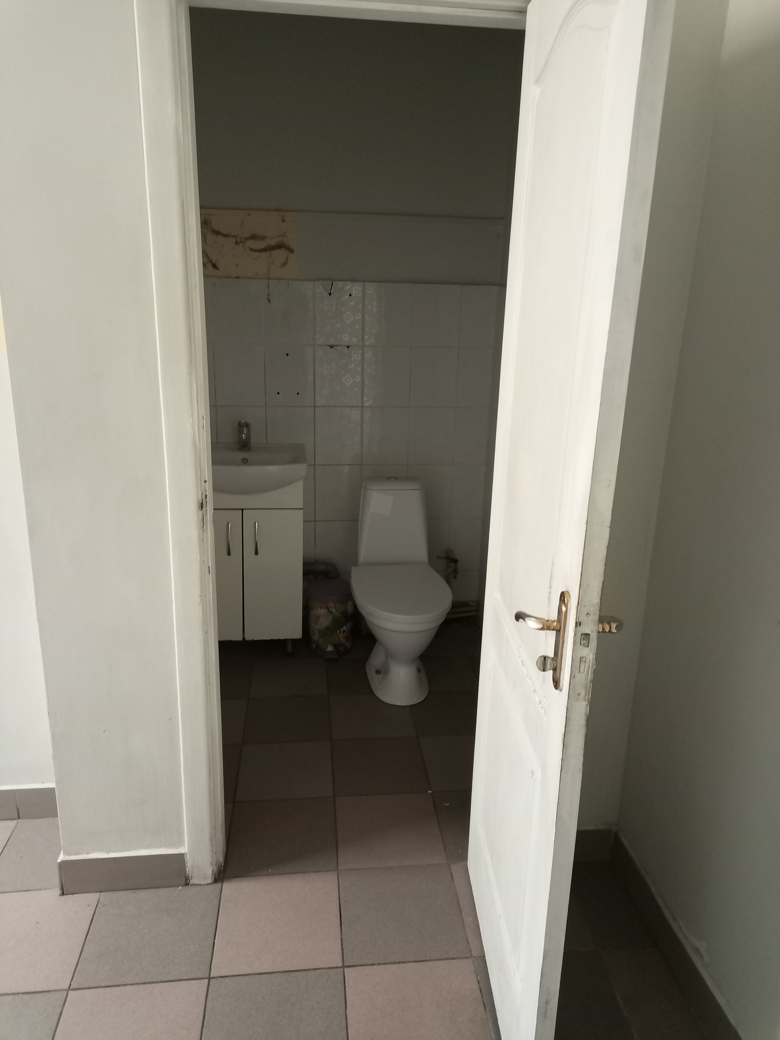 Оренда приміщення вільного призначення 100 м², Люстдорфская дор.