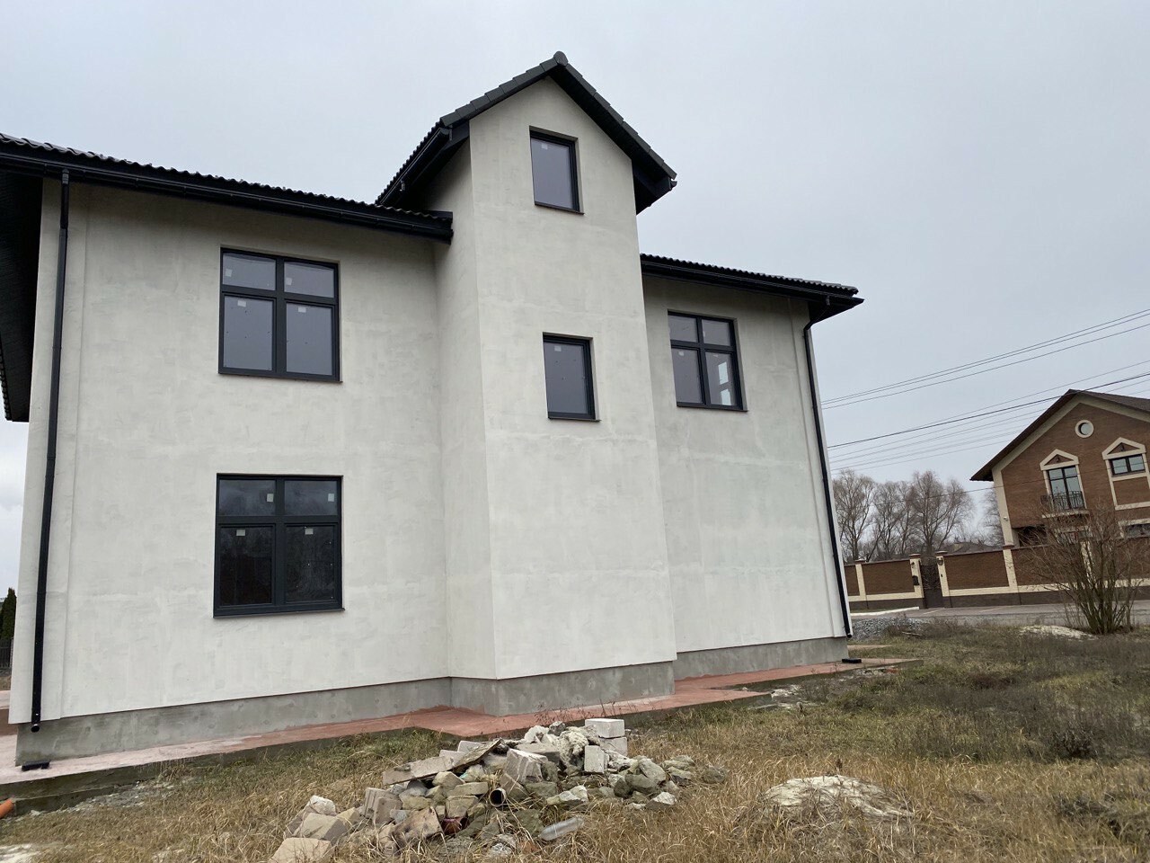 Продаж будинку 350 м²