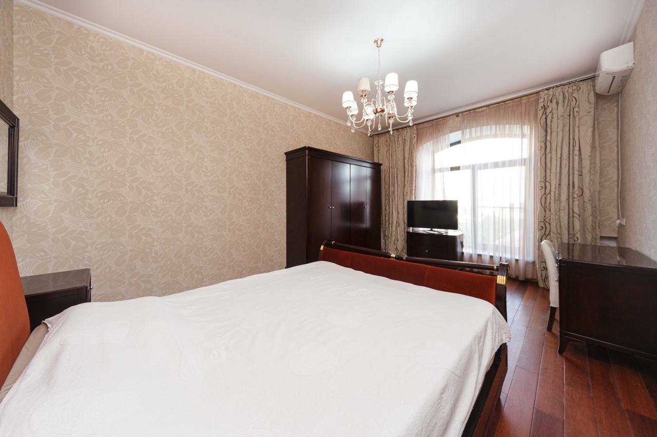 Оренда будинку 600 м², Мореходный пров., 3