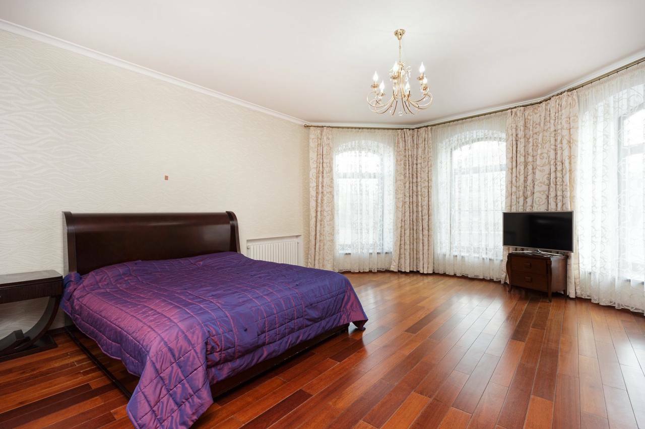 Оренда будинку 600 м², Мореходный пров., 3