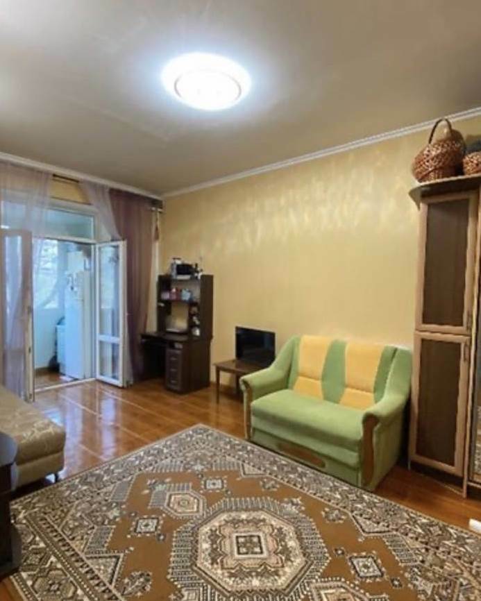 Продаж 1-кімнатної квартири 47 м², Лузановская вул.