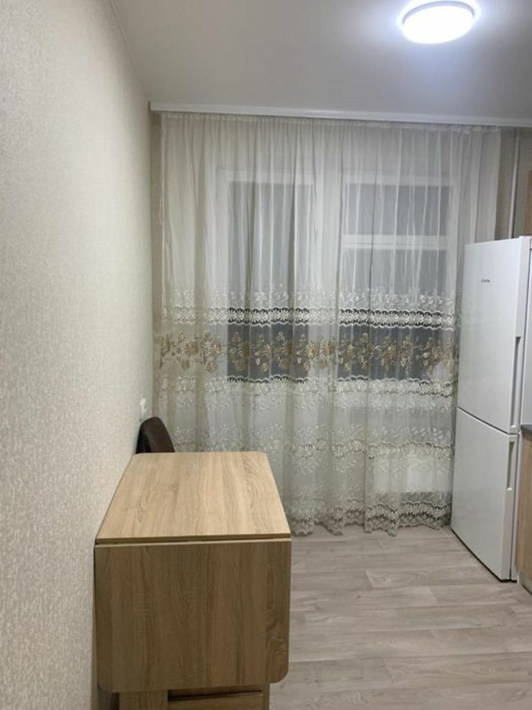 Оренда 1-кімнатної квартири 40 м², Шолохова вул., 23